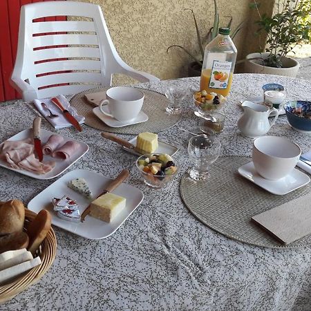 Langlade La Demeure D'Helice Bed & Breakfast エクステリア 写真