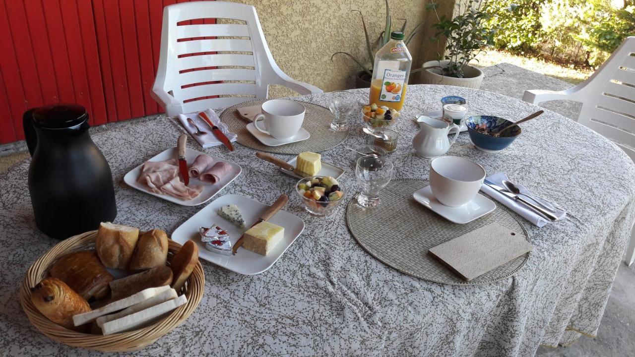 Langlade La Demeure D'Helice Bed & Breakfast エクステリア 写真